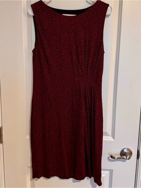 LOFT Dress Women’s M Sleeveless Red Animal Print Ruched Waist Stretch EUC